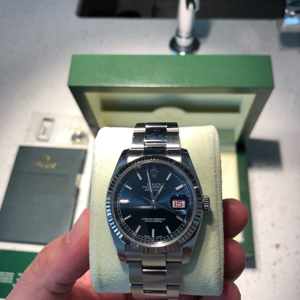 2010 Men’s Rolex Datejust w Oyster Bracelet - Picture 1 of 4